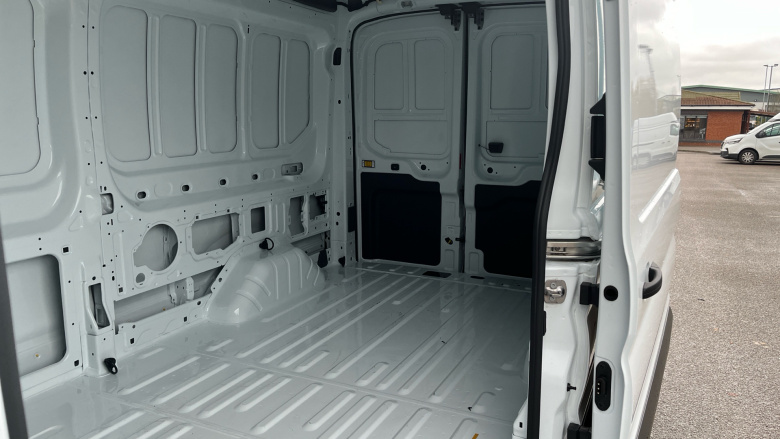 Ford Transit E-350 L3 Rwd 135kW 68kWh H2 Leader Van Auto